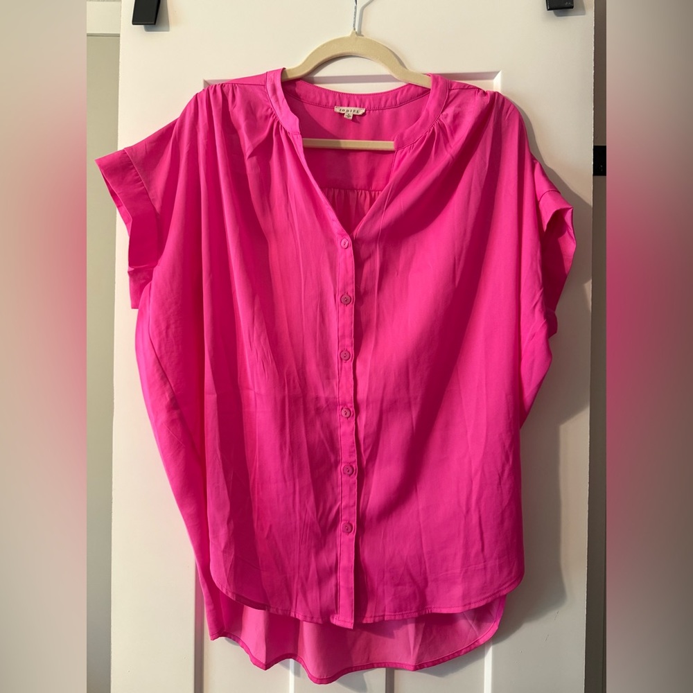 JODIFL | Fuchsia Button-Down Women's Shirt